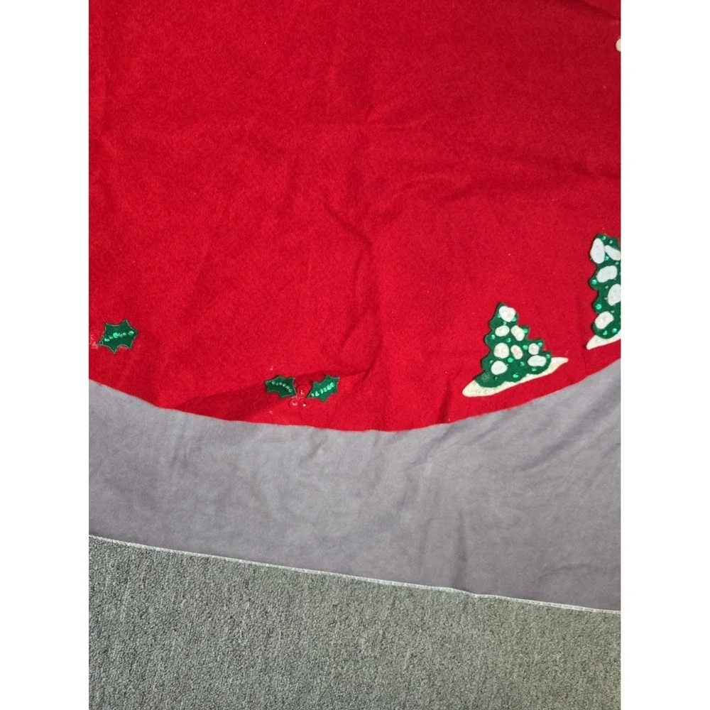 Completed Bucilla? Felt Applique Tree Skirt Santa Snowman Reindeer Mouse 43